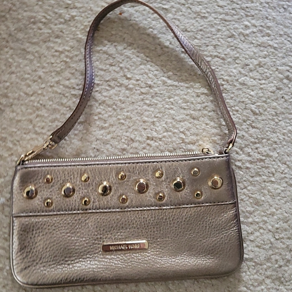 New Micheal Kors Wristlet